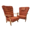 MOD 20211Guillerme et Chambron set de  fauteuils Grand Repos et caqueteuse en chêne