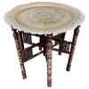 AD 1936 Grande table à piédestal pliante de style oriental en bois incrusté d&#039;os, circa 1900