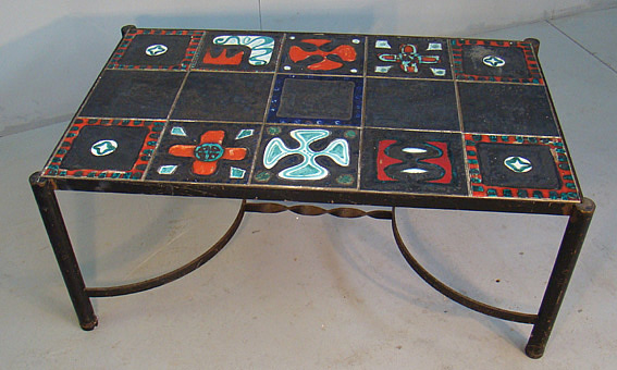 TABLE JACQUES ADNET