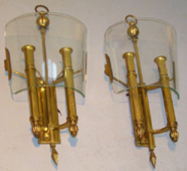 MOD 2064 Paire d'appliques en laiton et verre