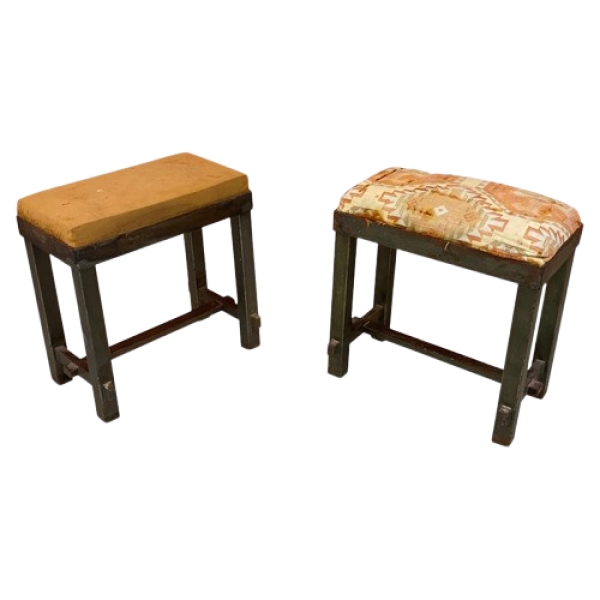 MOD 1414 2 tabourets en métal laqué dans le style de Jacques Adnet